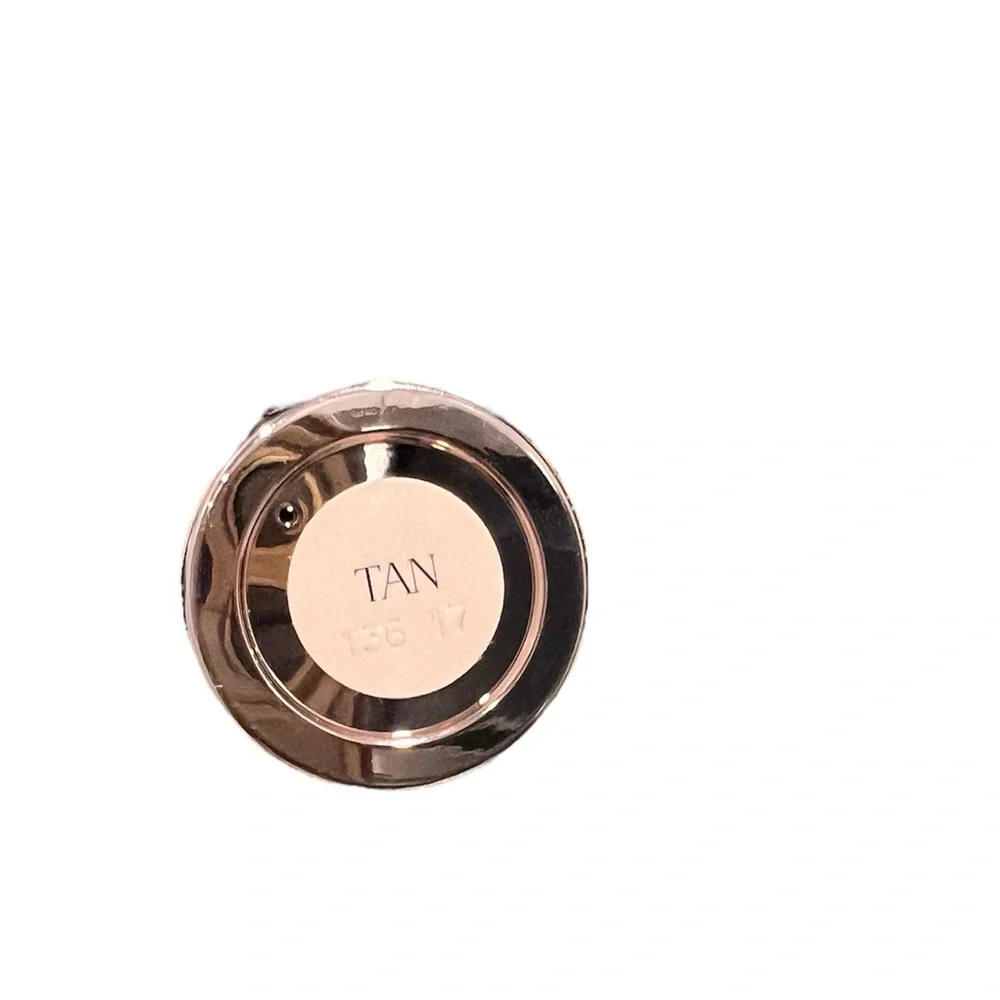 Doll10 Tan HydraLux Smoothing Foundation Bundle of 2 🌟